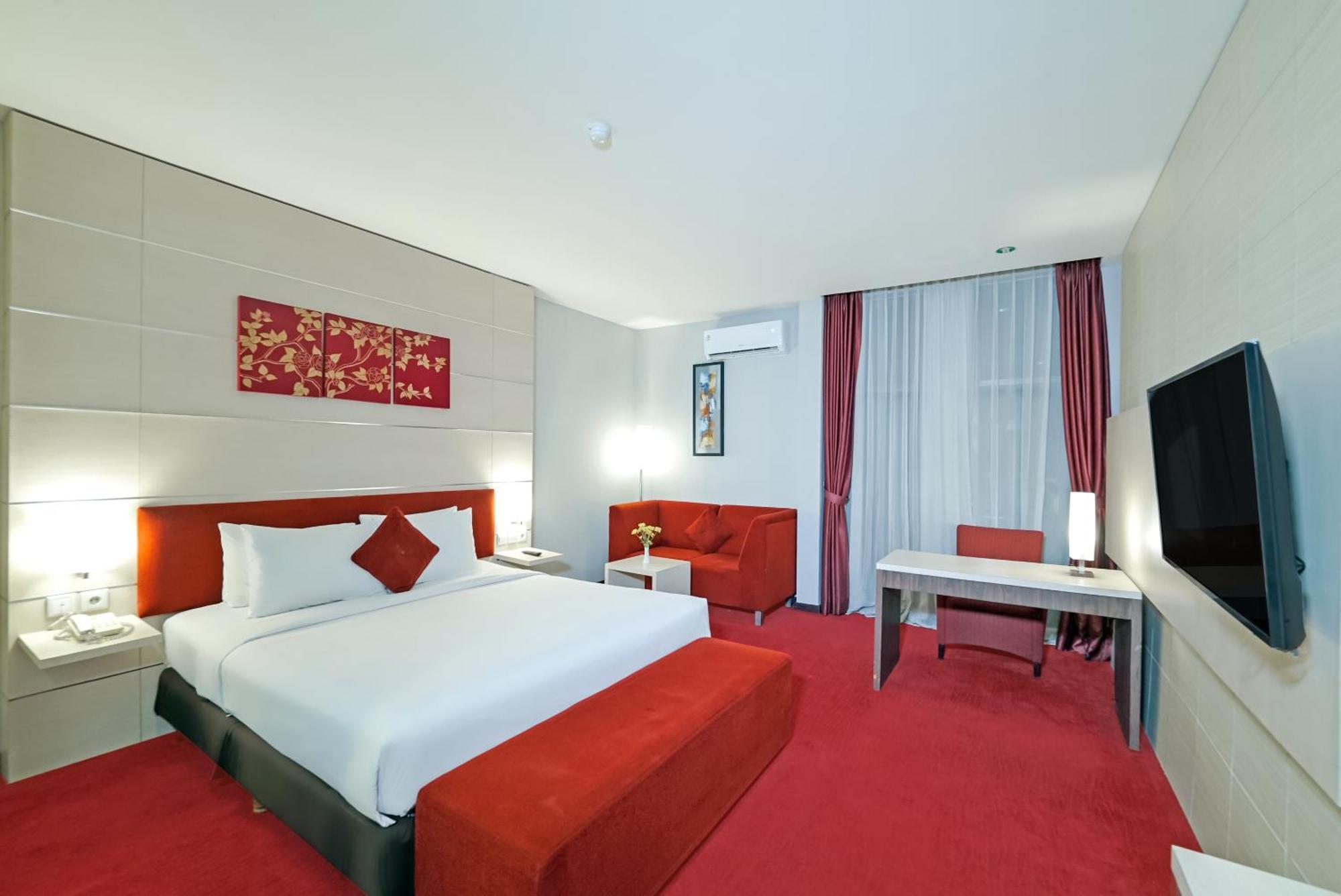 Tjokro Hotel Klaten Extérieur photo